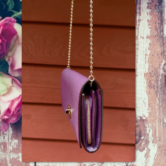 COACH PURPLE CROSSBODY BAG CLUTCH WALLET ON GOLD BEADED CHAIN - Picture 6 of 16